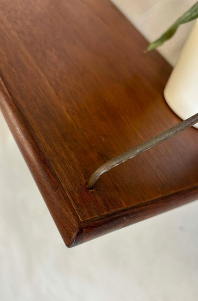 
                  
                    Teak wandplankje (small) - LOUI.STORE
                  
                