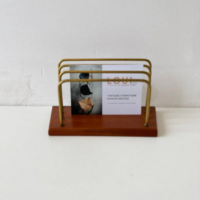 
                  
                    Teakhouten brievenstandaard assortiment - LOUI
                  
                