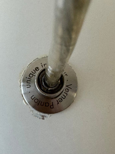 
                  
                    Verner Panton flowerpot hanglamp wit - LOUI.STORE
                  
                