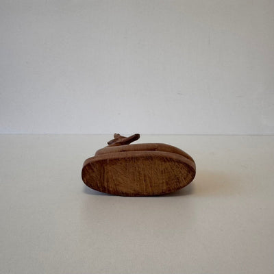 
                  
                    Vintage antilope of gazelle liggend - LOUI.STORE
                  
                