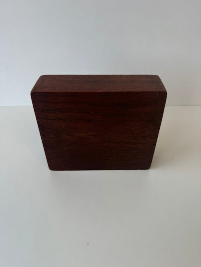 
                  
                    Vintage asbak teak massief - LOUI.STORE
                  
                