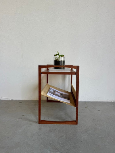 
                  
                    Vintage bijzettafel Kai Kristiansen teak - LOUI.STORE
                  
                