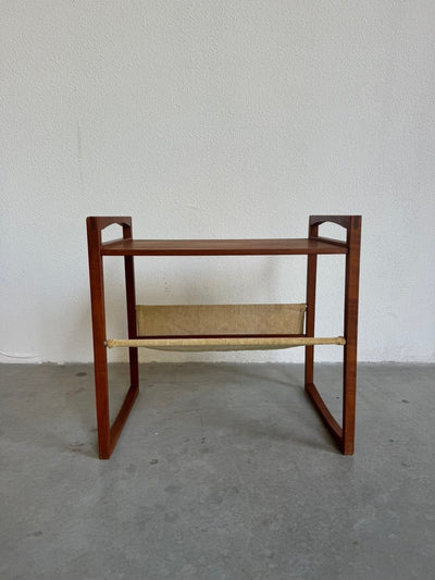 
                  
                    Vintage bijzettafel Kai Kristiansen teak - LOUI.STORE
                  
                