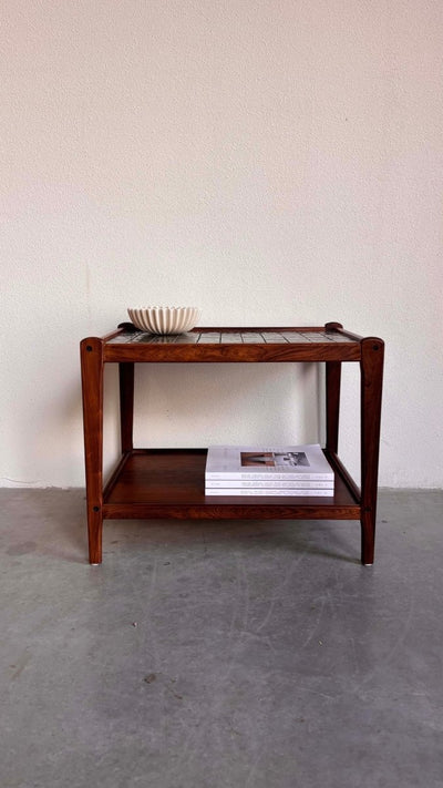 
                  
                    Vintage bijzettafel keramiek - LOUI.STORE
                  
                