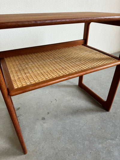 
                  
                    Vintage bijzettafeltje Andersen - LOUI.STORE
                  
                