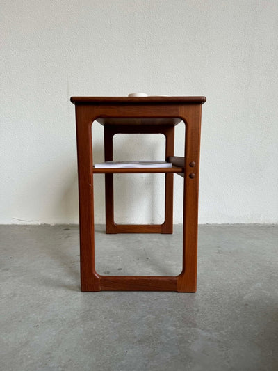 
                  
                    Vintage bijzettafeltje Andersen - LOUI.STORE
                  
                