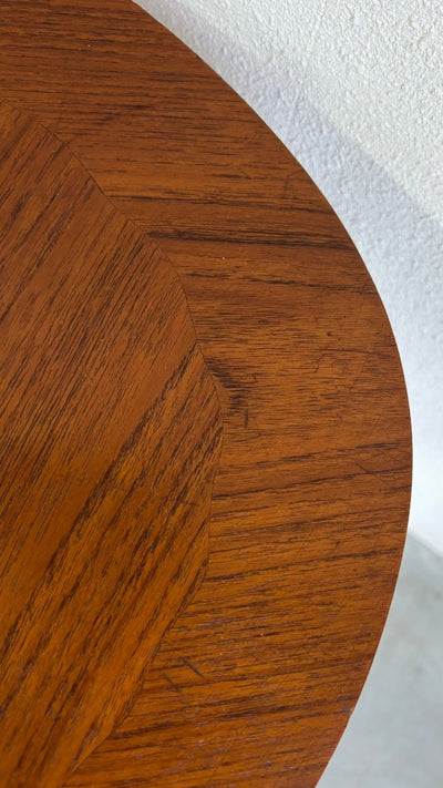 
                  
                    Vintage bijzettafeltje Holger Georg Jensen - LOUI.STORE
                  
                