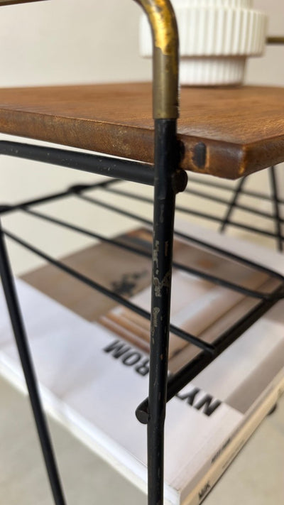 
                  
                    Vintage bijzettafeltje teak met staal - messing - LOUI.STORE
                  
                