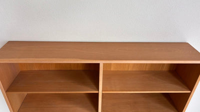 
                  
                    Vintage boekenkast Børge Mogensen eiken - LOUI.STORE
                  
                