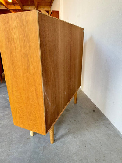 
                  
                    Vintage boekenkast Hundevad eiken - LOUI.STORE
                  
                