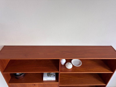 
                  
                    Vintage boekenkast klep teak 180cm - LOUI.STORE
                  
                