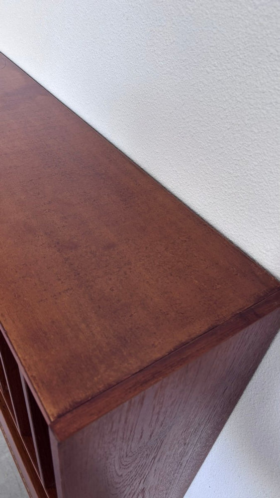 
                  
                    Vintage boekenkast klep + vakken - LOUI.STORE
                  
                