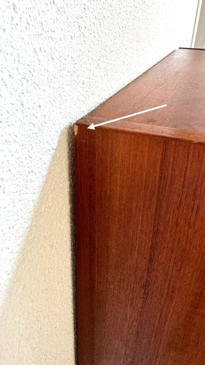 
                  
                    Vintage boekenkast met glazen deurtjes teak - LOUI.STORE
                  
                