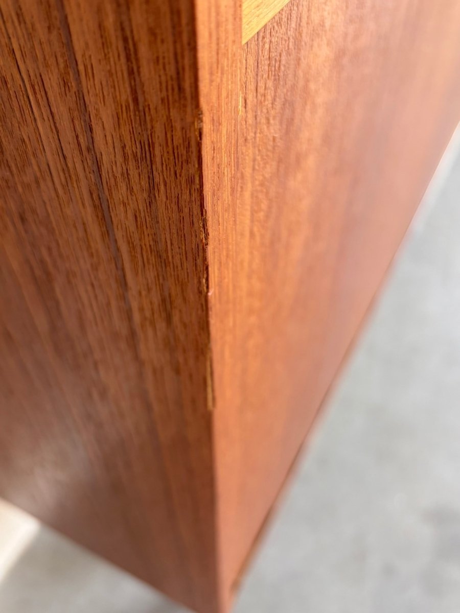 
                  
                    Vintage boekenkast met klep teak - LOUI.STORE
                  
                
