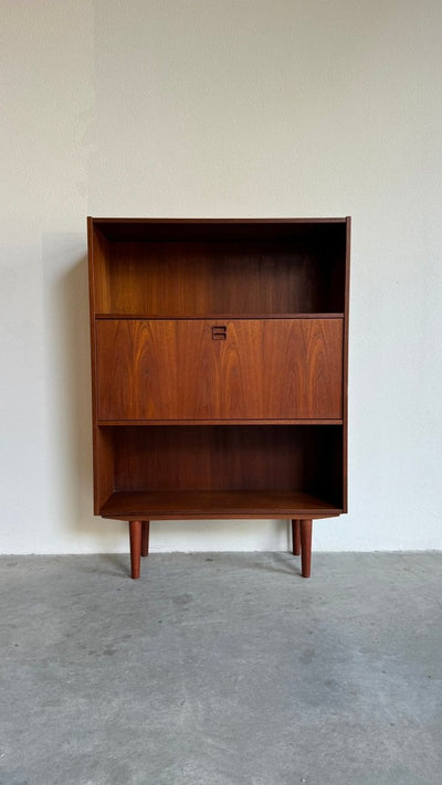 
                  
                    Vintage boekenkast met klep teak - LOUI.STORE
                  
                