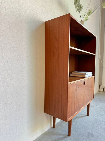 
                  
                    Vintage boekenkast met klep teak - LOUI.STORE
                  
                