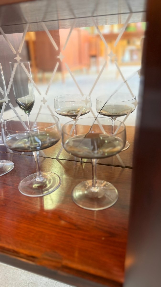 
                  
                    Vintage boekenkast met licht en bar - palissander - LOUI.STORE
                  
                