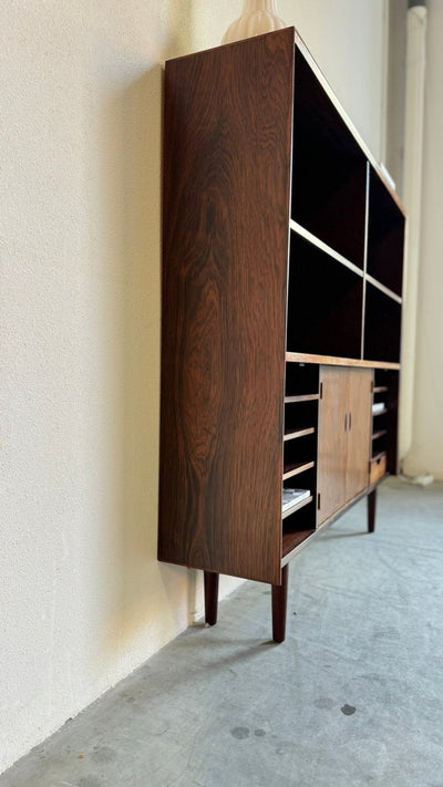 
                  
                    Vintage boekenkast met licht en bar - palissander - LOUI.STORE
                  
                