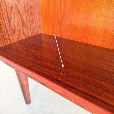
                  
                    Vintage boekenkast palissander klein - LOUI
                  
                