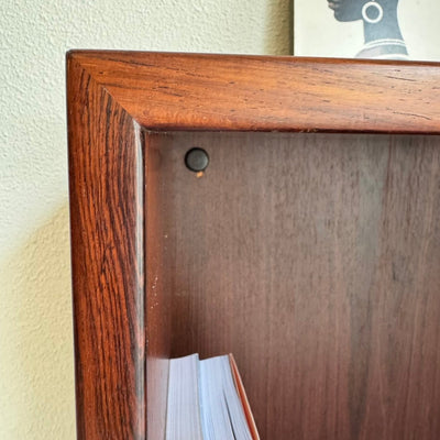 
                  
                    Vintage boekenkast palissander - LOUI
                  
                