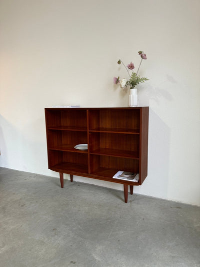 Vintage boekenkast teak (S) - LOUI.STORE