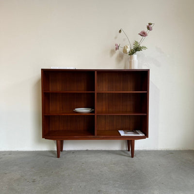 Vintage boekenkast teak (S) - LOUI.STORE