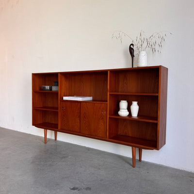 
                  
                    Vintage boekenkast teak XL - LOUI
                  
                