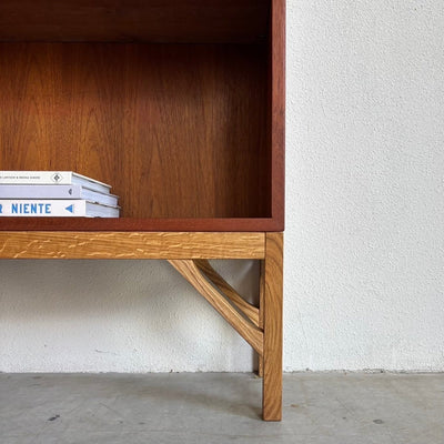 Vintage Børge Mogensen boekenkast , China serie model 152 teak en eiken - LOUI.STORE