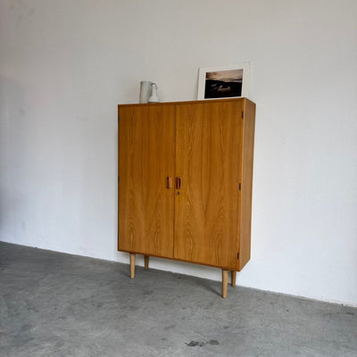 
                  
                    Vintage Børge Mogensen wandkast - LOUI
                  
                