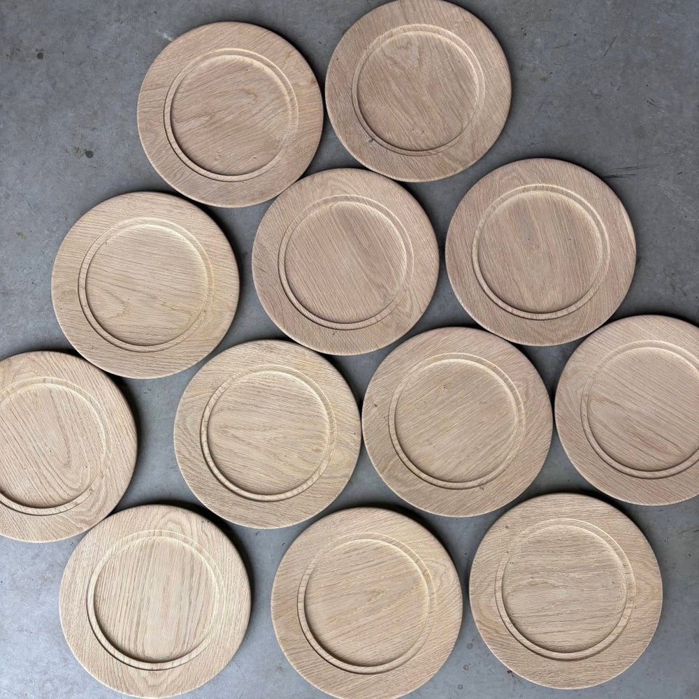 
                  
                    Vintage borden eiken - LOUI.STORE
                  
                