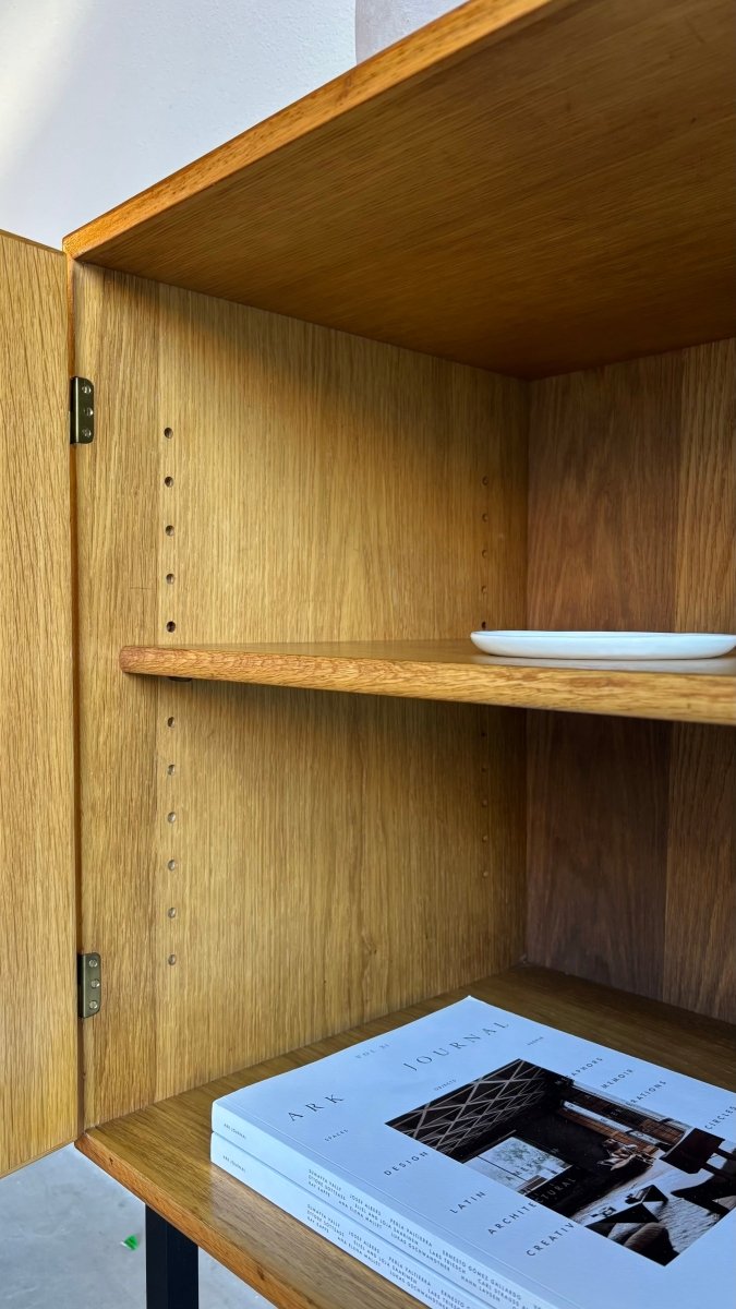 
                  
                    Vintage Børge Mogensen highboard - LOUI.STORE
                  
                