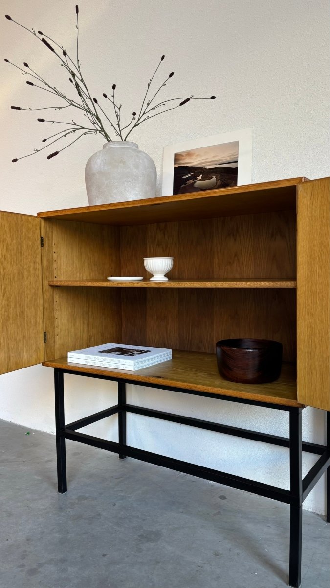 
                  
                    Vintage Børge Mogensen highboard - LOUI.STORE
                  
                