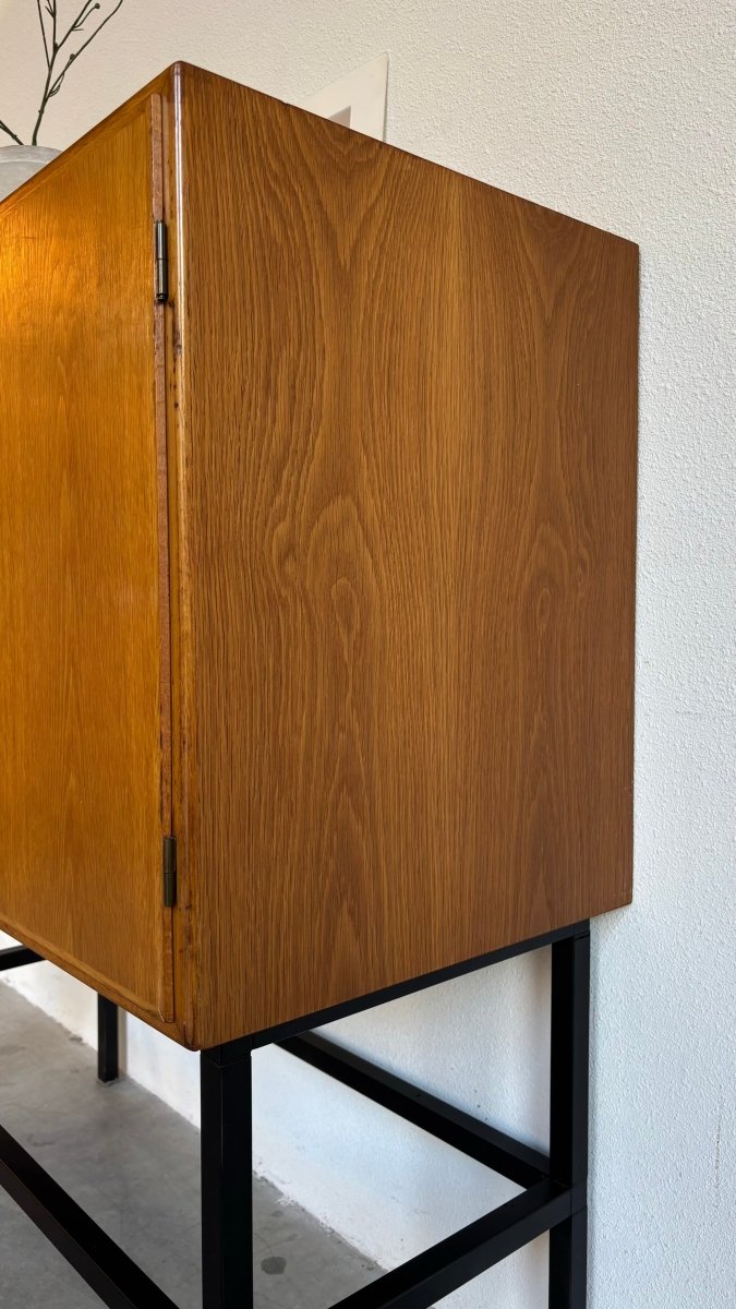 
                  
                    Vintage Børge Mogensen highboard - LOUI.STORE
                  
                