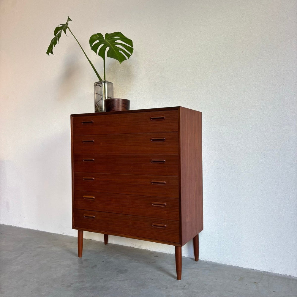 
                  
                    Vintage brede ladekast 6* teak - LOUI.STORE
                  
                