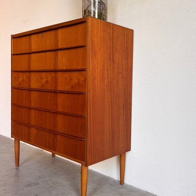 
                  
                    Vintage brede ladekast teak 6* - LOUI.STORE
                  
                