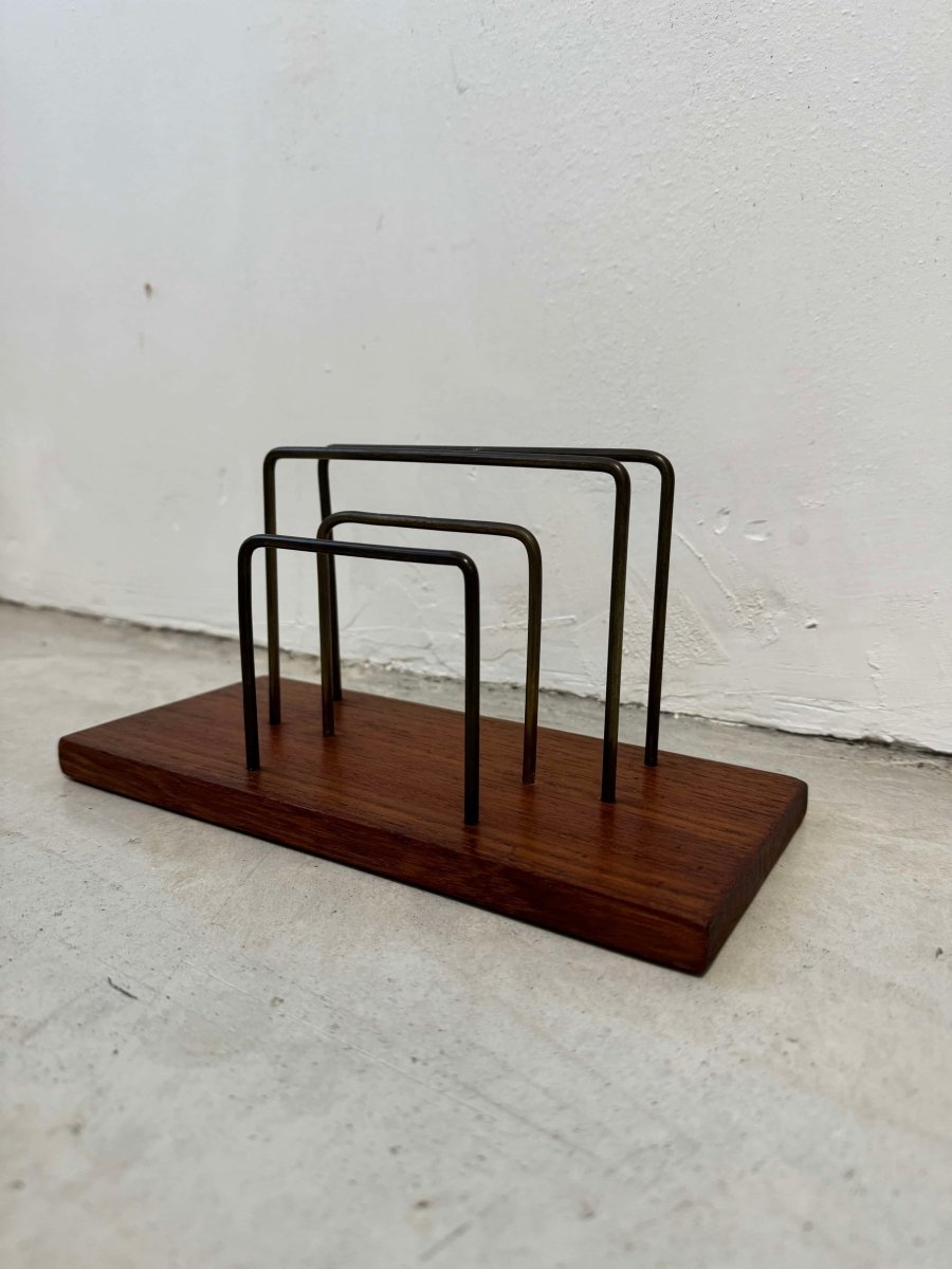 
                  
                    Vintage brievenstandaard teak - LOUI.STORE
                  
                