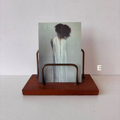 
                  
                    Vintage brievenstandaard teak of palissander - LOUI.STORE
                  
                