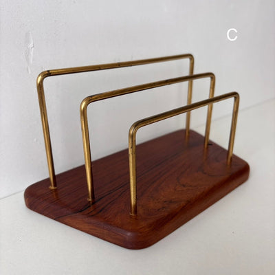 
                  
                    Vintage brievenstandaard teak of palissander - LOUI.STORE
                  
                