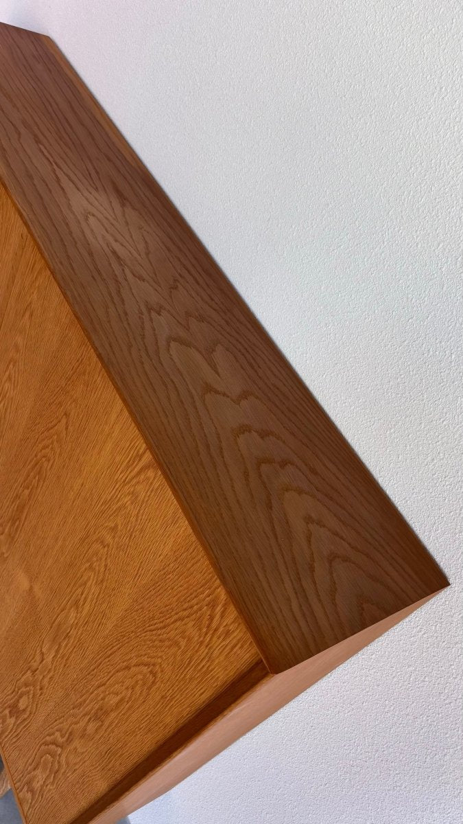 
                  
                    Vintage Brouer wandkast eiken - LOUI.STORE
                  
                