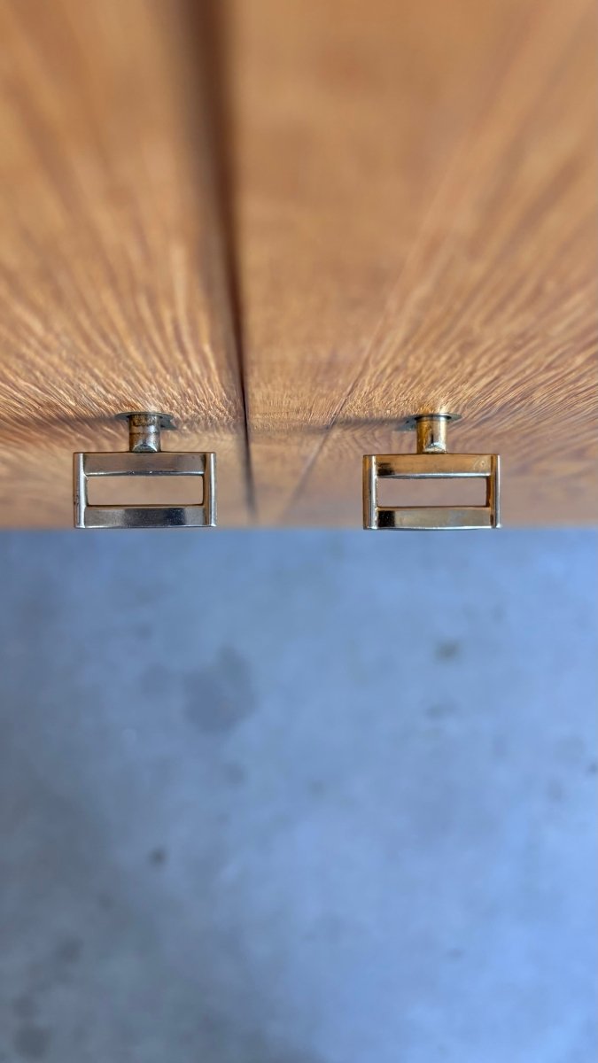 
                  
                    Vintage Brouer wandkast eiken - LOUI.STORE
                  
                