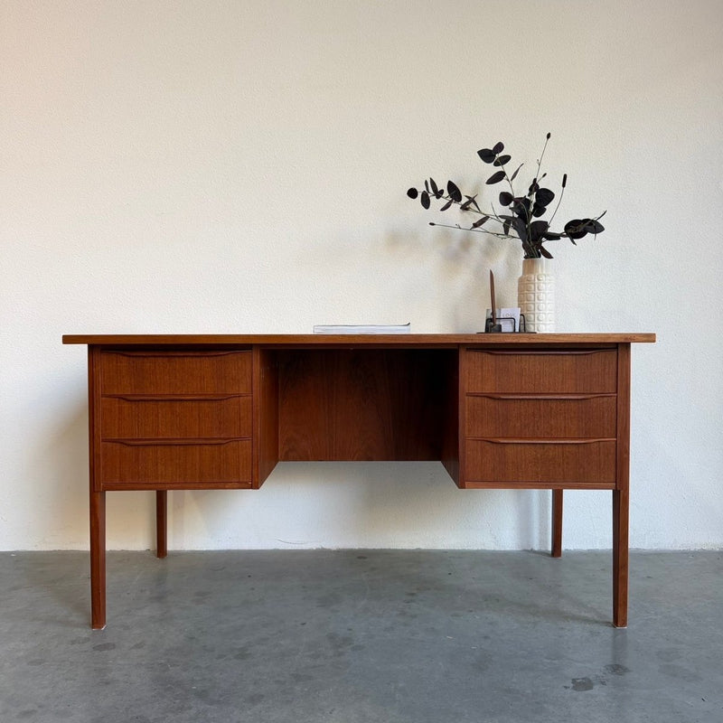 Vintage bureau 2 kanten teak - LOUI
