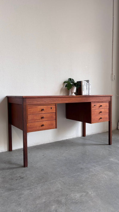 Vintage bureau Domino in teak - LOUI.STORE