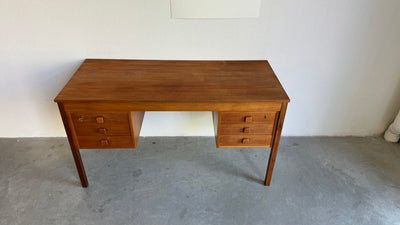 
                  
                    Vintage bureau Domino teak - LOUI.STORE
                  
                