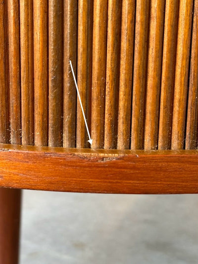 
                  
                    Vintage bureau met bar teak Kai Kristiansen - LOUI.STORE
                  
                