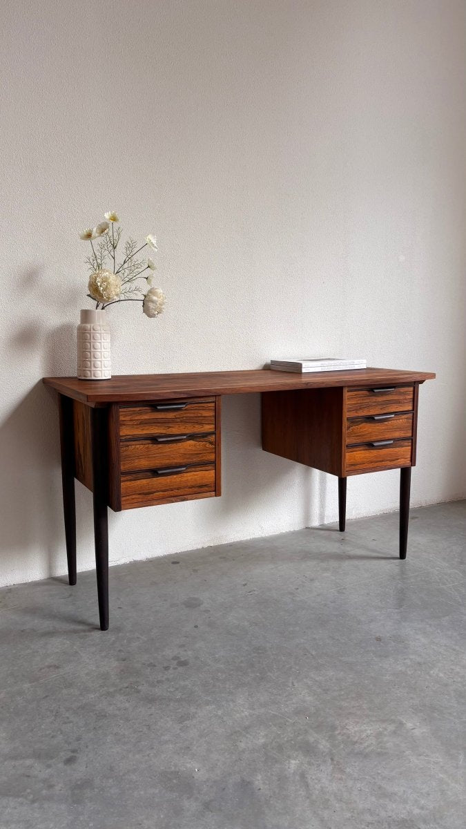 
                  
                    Vintage bureau palissander - LOUI.STORE
                  
                