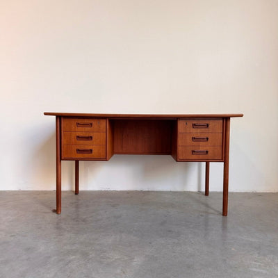Vintage bureau teak 6 lades - LOUI.STORE