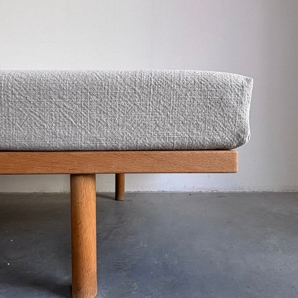 Vintage daybed Børge Mogensen model 190 - LOUI.STORE