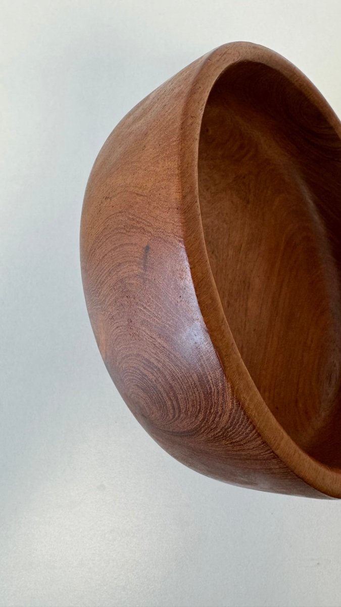 
                  
                    Vintage Deens schaaltje teak - LOUI.STORE
                  
                