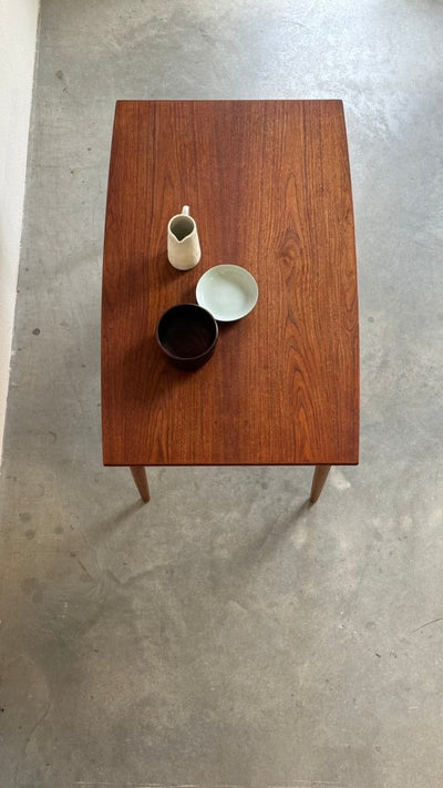 
                  
                    Vintage Deense eettafel teak uitschuifbaar - LOUI.STORE
                  
                