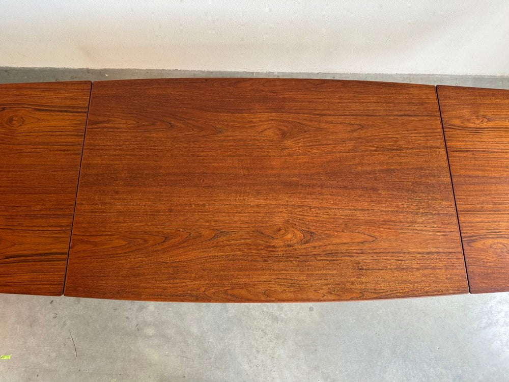 
                  
                    Vintage Deense eettafel teak uitschuifbaar - LOUI.STORE
                  
                